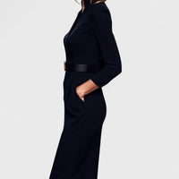 MANDARIN™ Robe noire élégante avec ceinture et col montant