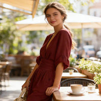 Daniela | Combinaison glamour à décolleté en V et jambes larges élégantes